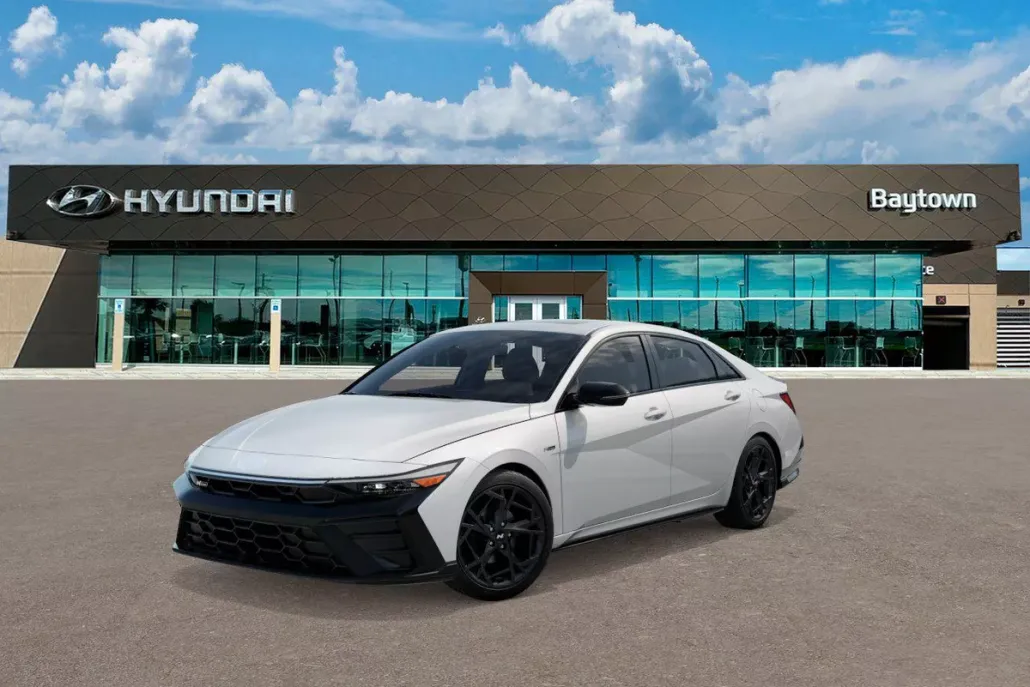 2025 Hyundai Elantra N Line photo 1