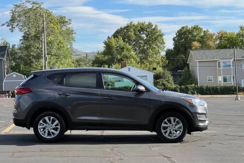 2020 Hyundai Tucson SE photo 1