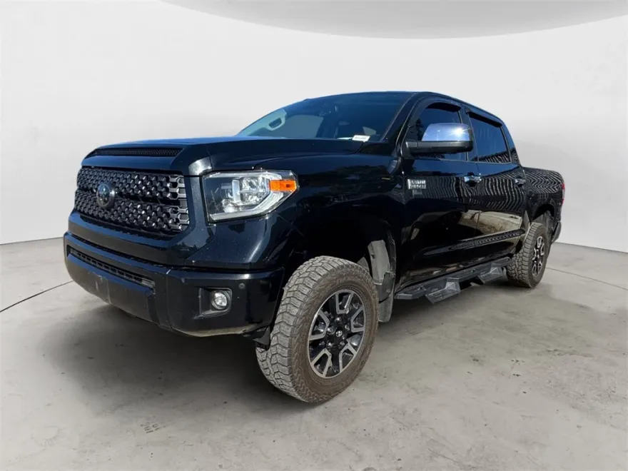2018 Toyota Tundra Platinum photo 1
