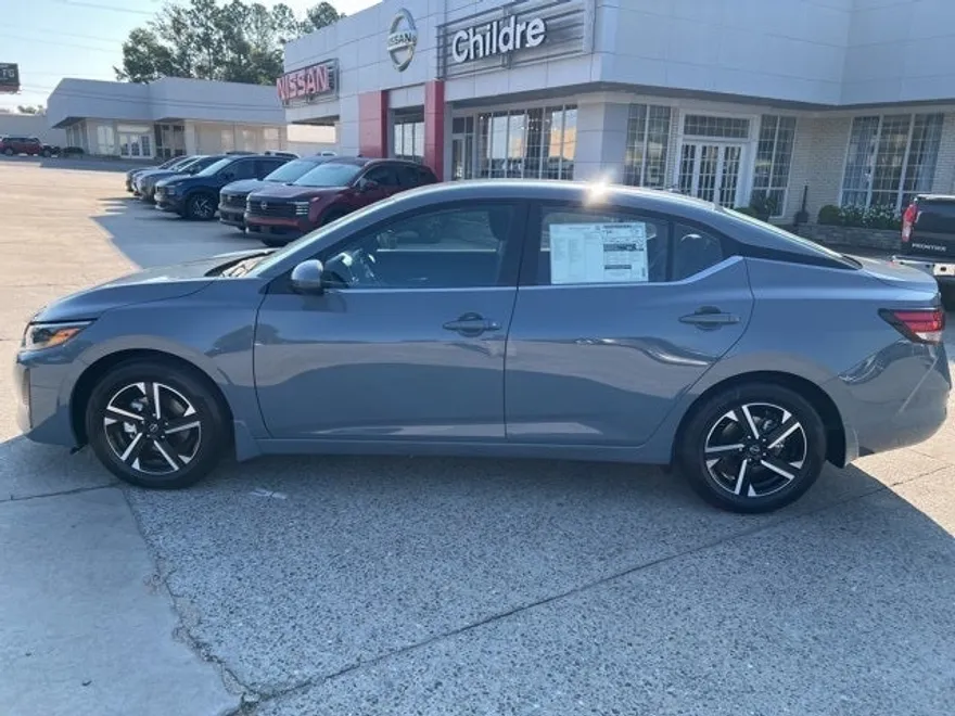 2025 Nissan Sentra SV photo 1