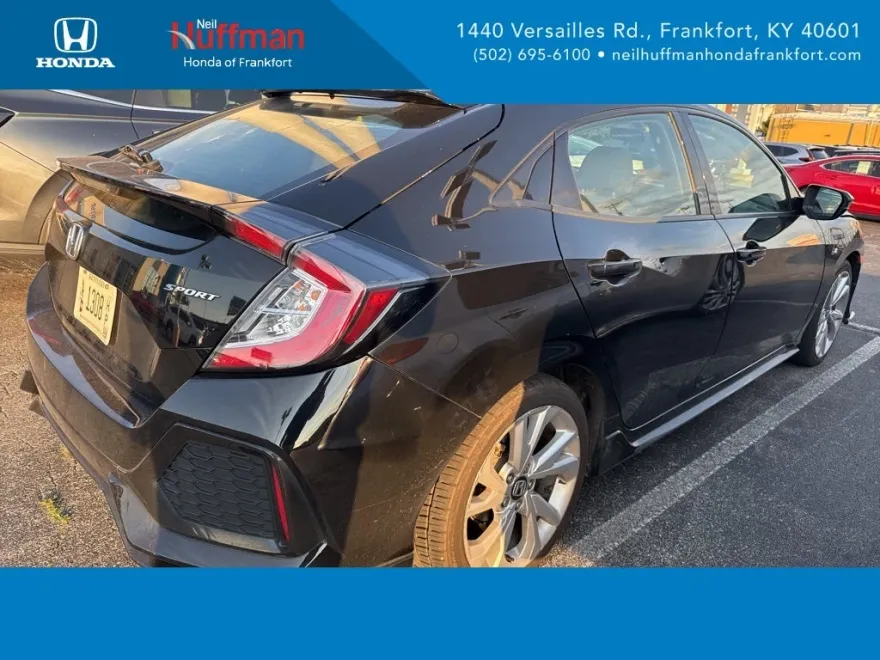 2018 Honda Civic Sport photo 1