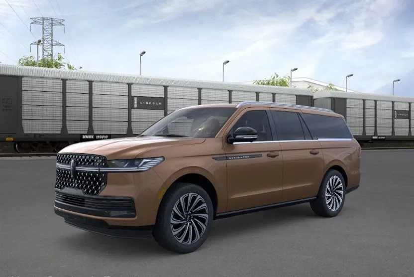 2025 Lincoln Navigator Black Label photo 1