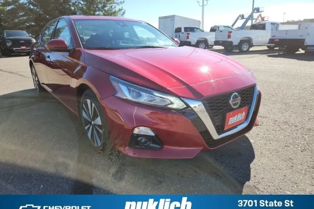 2019 Nissan Altima 2.5 SV photo 1