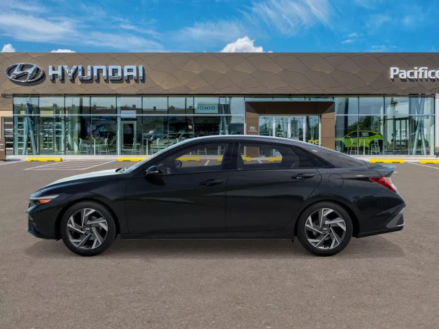 2025 Hyundai Elantra SEL Sport photo 1