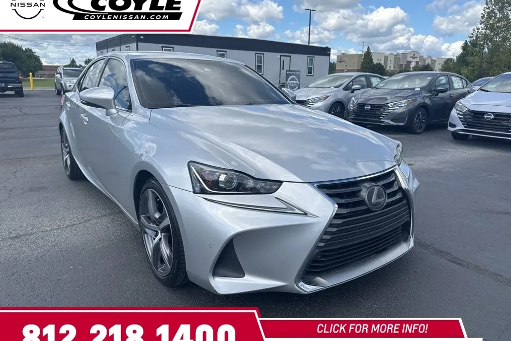 2017 Lexus IS 200t photo 1
