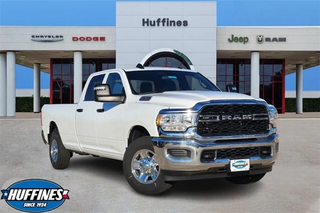 2024 Ram 2500 Tradesman photo 1