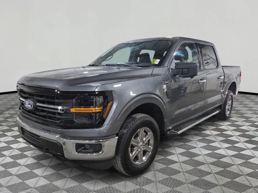 2024 Ford F-150 XLT photo 1