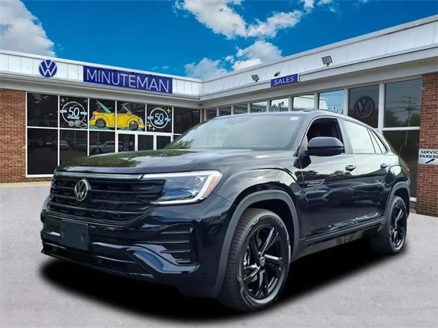 2026 Volkswagen Atlas Cross Sport SEL R-Line photo 1
