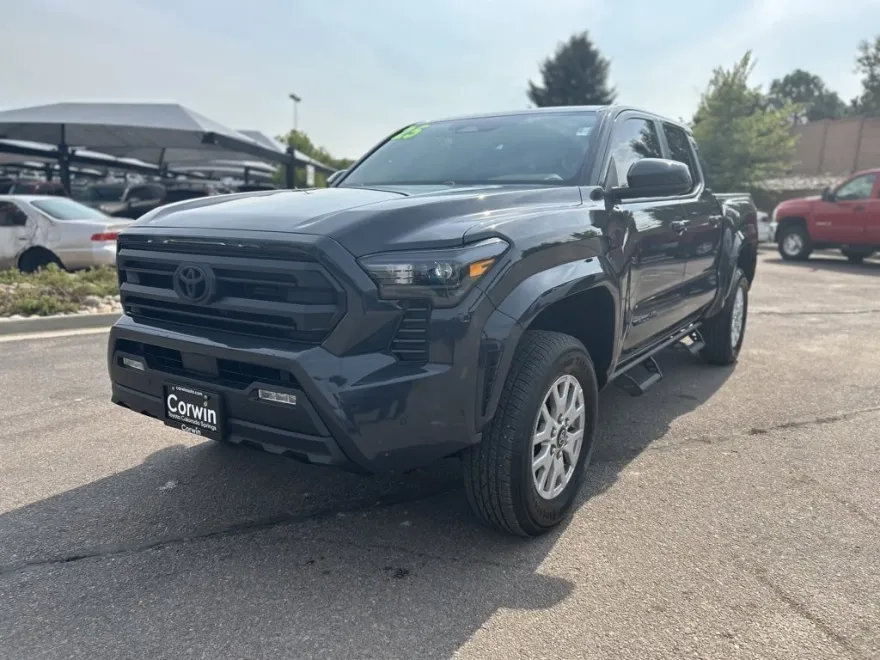 2025 Toyota Tacoma Limited photo 1