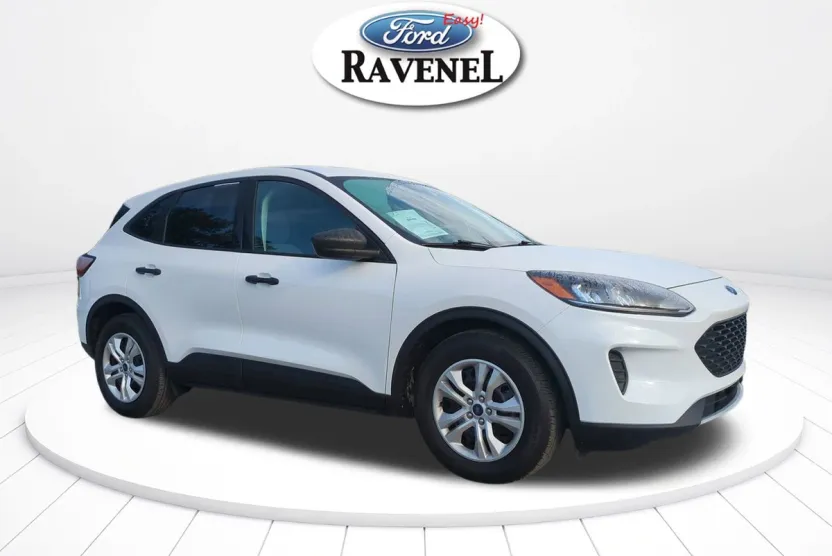 2022 Ford Escape S photo 1