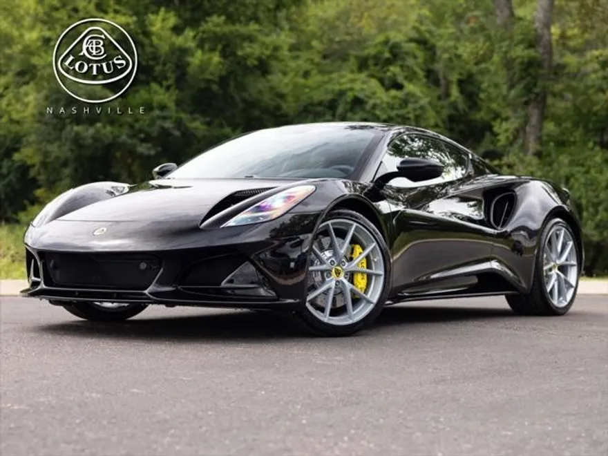 2025 Lotus Emira Base photo 1