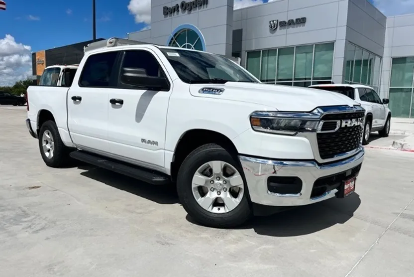2025 Ram 1500 Tradesman photo 1