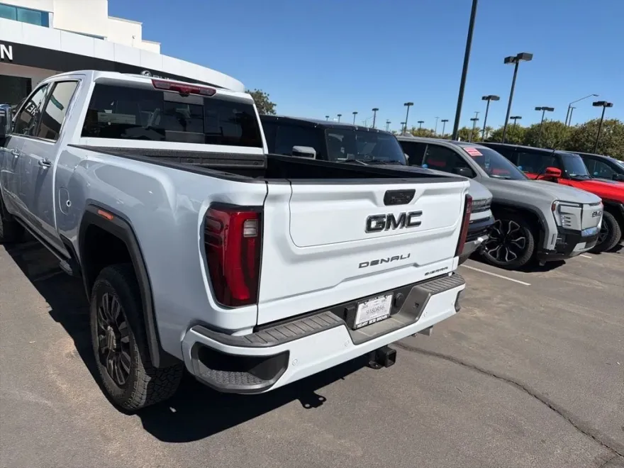 2026 Gmc Sierra 3500 HD Denali Ultimate photo 1