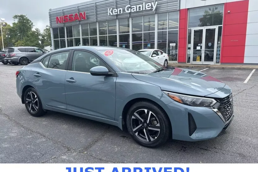 2024 Nissan Sentra SV photo 1