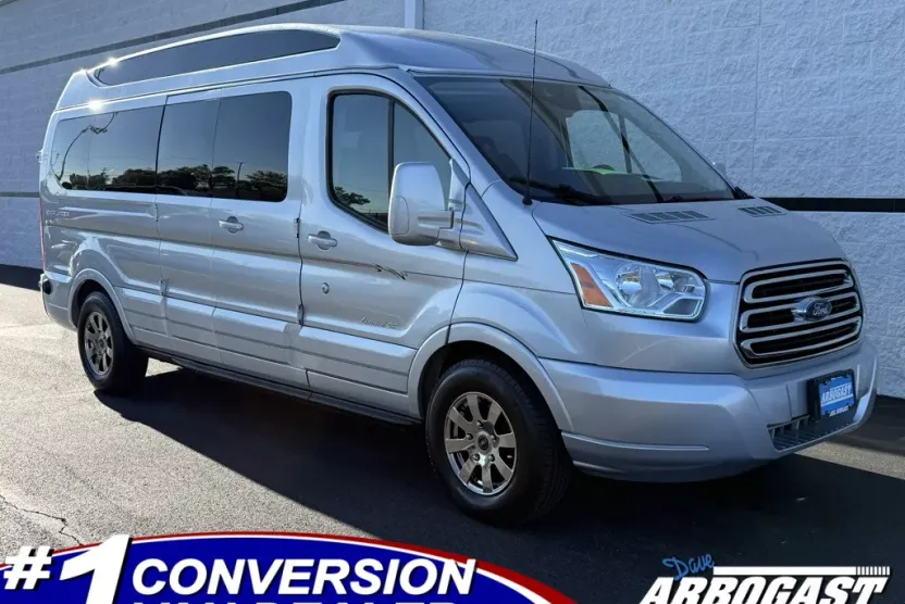2019 Ford Transit photo 1