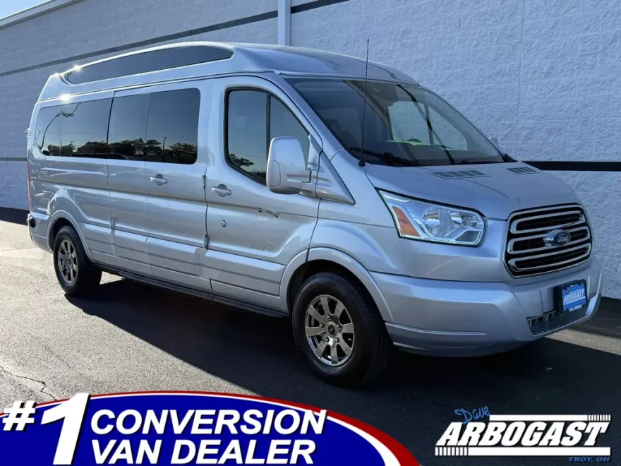 2019 Ford Transit photo 1