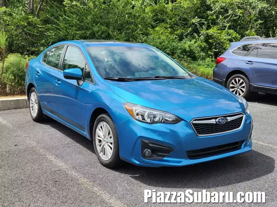 2017 Subaru Impreza 2.0i Premium photo 1