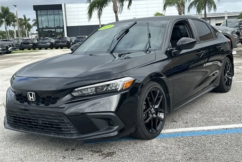 2023 Honda Civic Sport photo 1