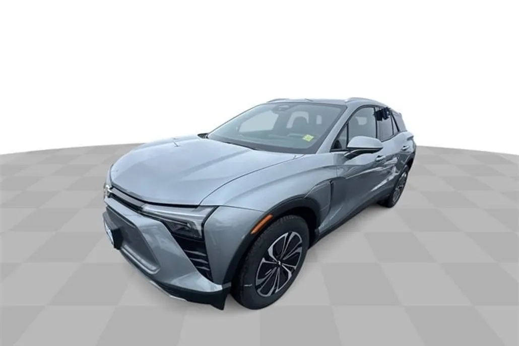 2024 Chevrolet Blazer EV photo 1
