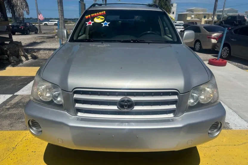 2003 Toyota Highlander photo 1