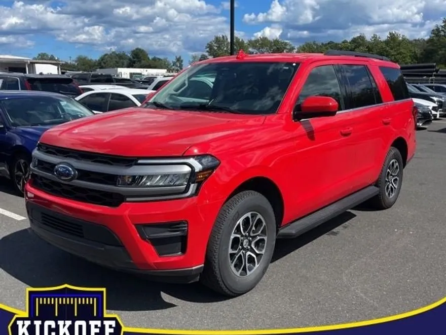 2024 Ford Expedition XLT photo 1