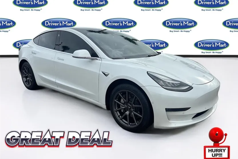 2020 Tesla Model 3 Long Range photo 1