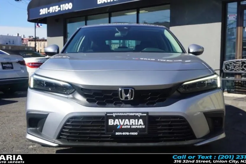 2024 Honda Civic Hatchback EX-L photo 1