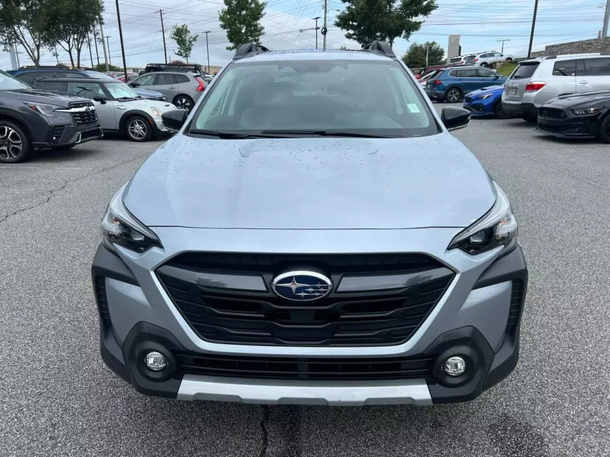2025 Subaru Outback Limited photo 1