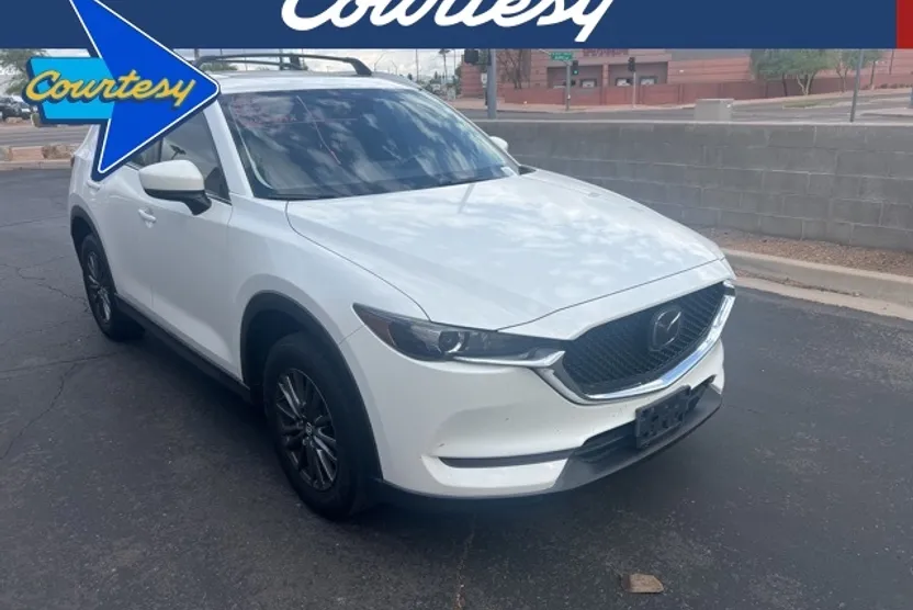 2019 Mazda CX-5 Touring photo 1