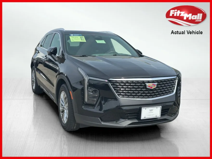 2024 Cadillac XT4 Premium Luxury photo 1