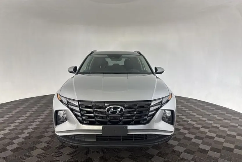 2024 Hyundai Tucson SEL photo 1