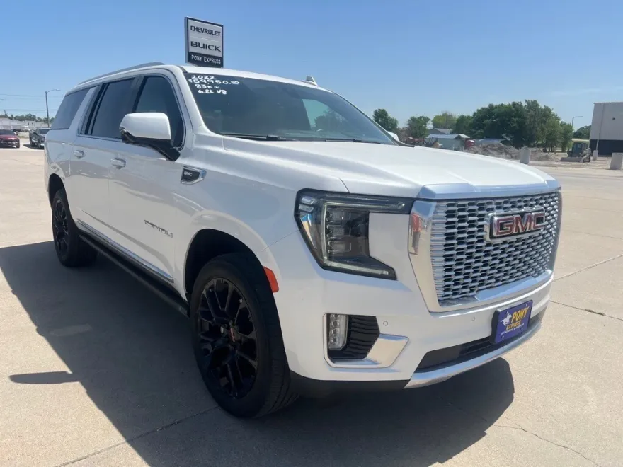2022 Gmc Yukon XL Denali photo 1