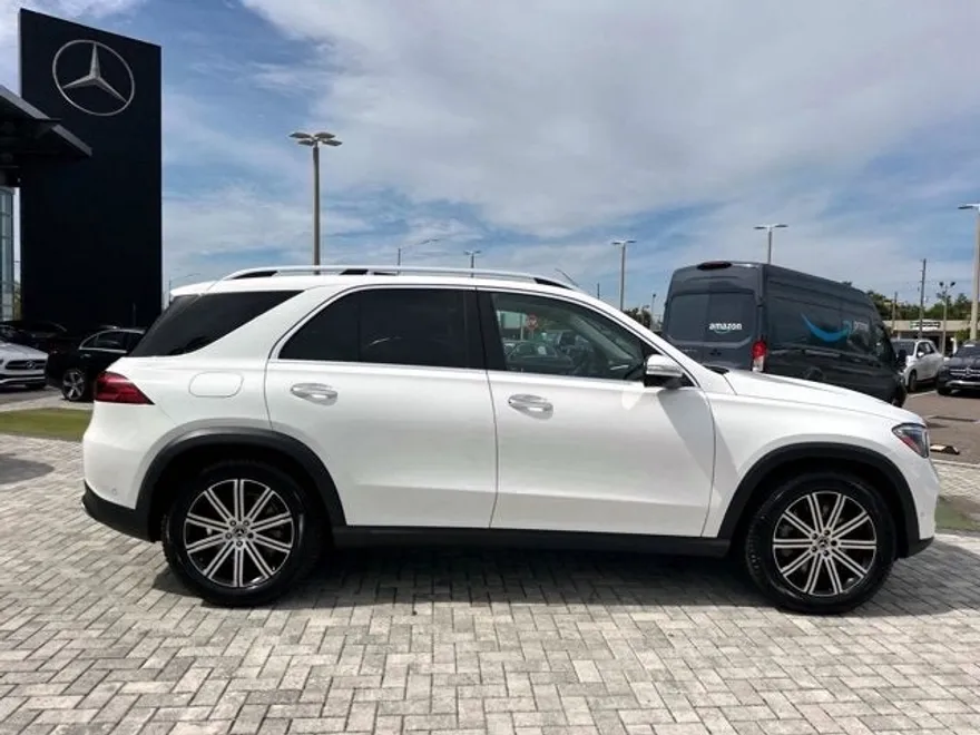 2024 Mercedes Benz GLE 450 photo 1