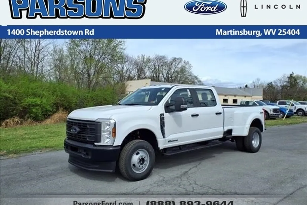 2025 Ford F-350 photo 1