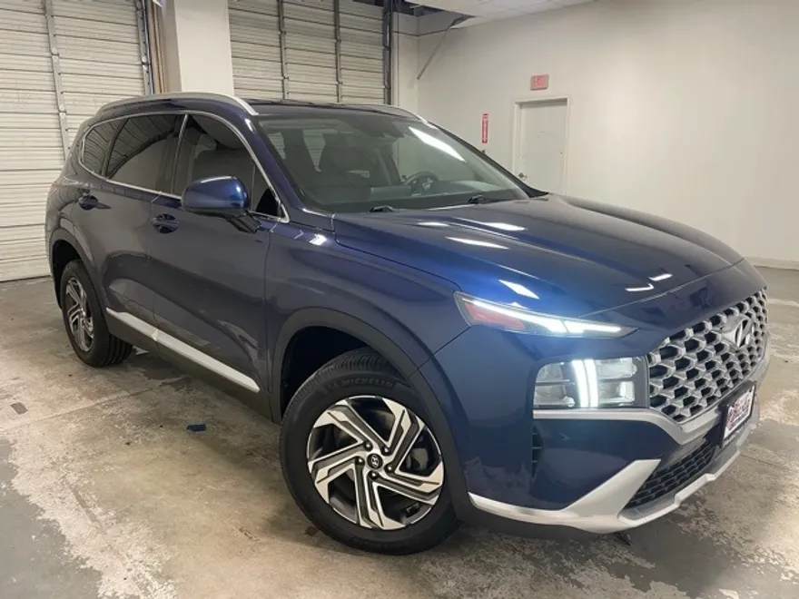 2022 Hyundai Santa Fe SEL photo 1