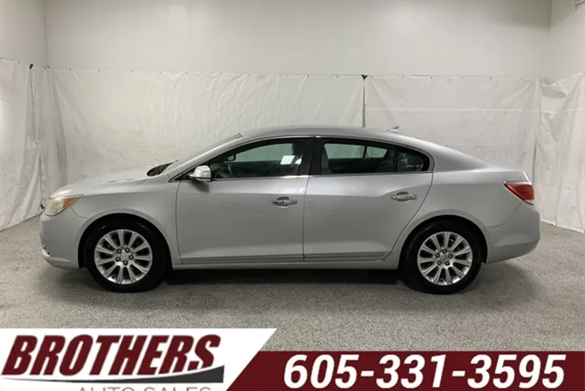 2013 Buick LaCrosse Leather photo 1