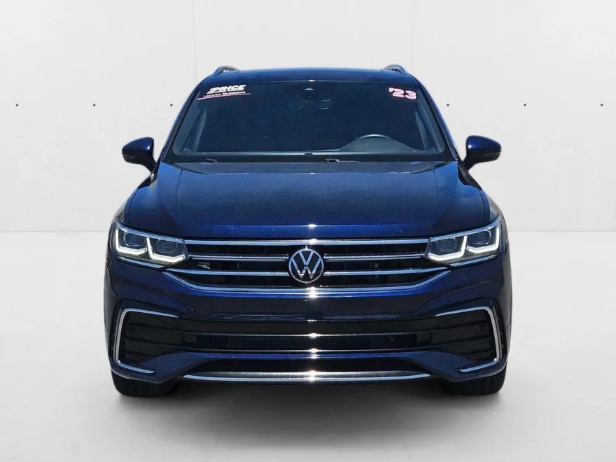2023 Volkswagen Tiguan SEL R-Line Black photo 1