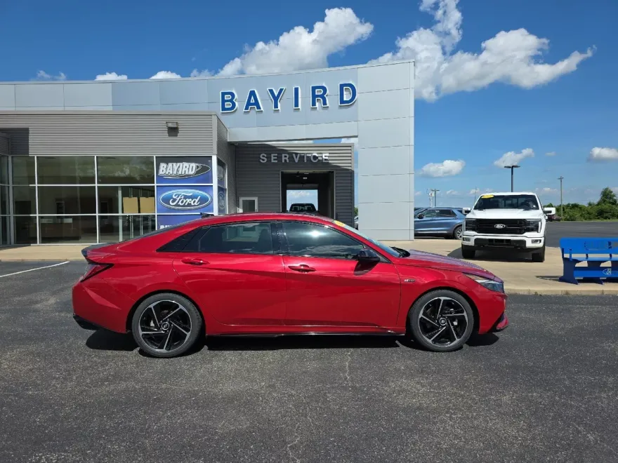2022 Hyundai Elantra N Line photo 1
