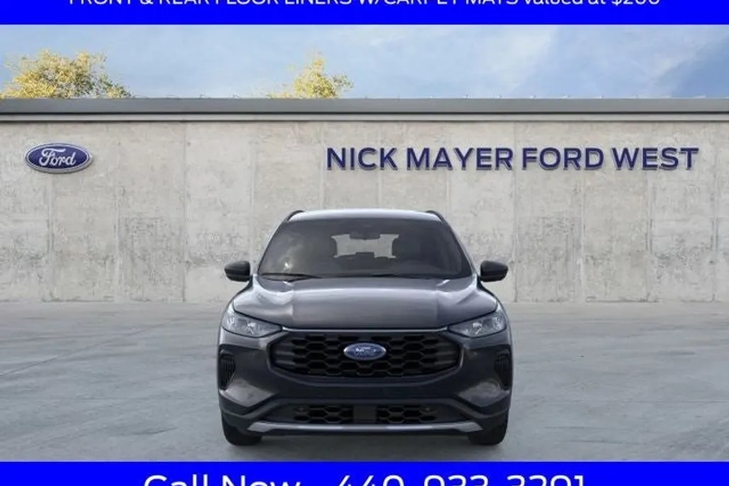 2025 Ford Escape ST-Line photo 1