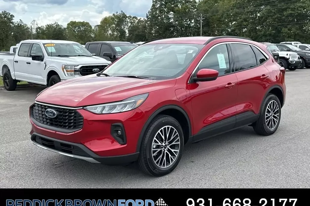 2024 Ford Escape photo 1