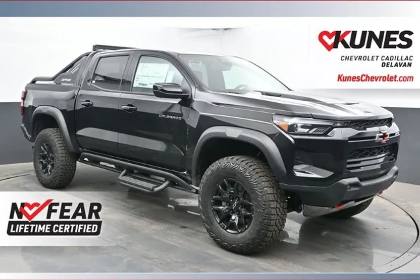 2025 Chevrolet Colorado ZR2 photo 1