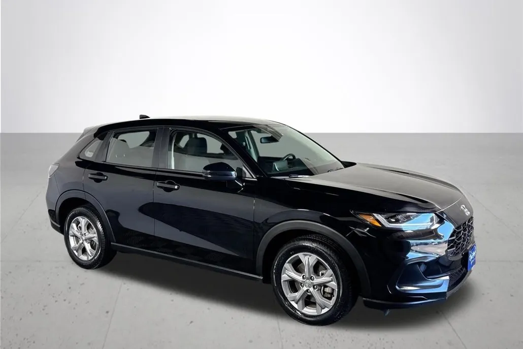 2023 Honda HR-V LX photo 1