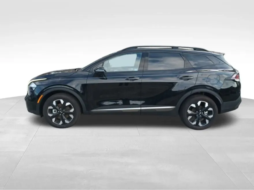2023 Kia Sportage X-Line photo 1