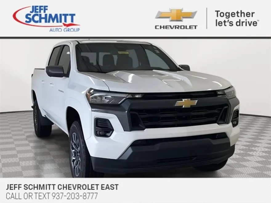 2024 Chevrolet Colorado LT photo 1
