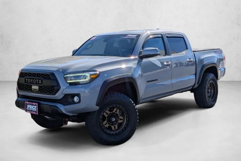 2021 Toyota Tacoma TRD Off-Road photo 1