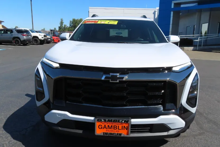 2026 Chevrolet Equinox ACTIV photo 1