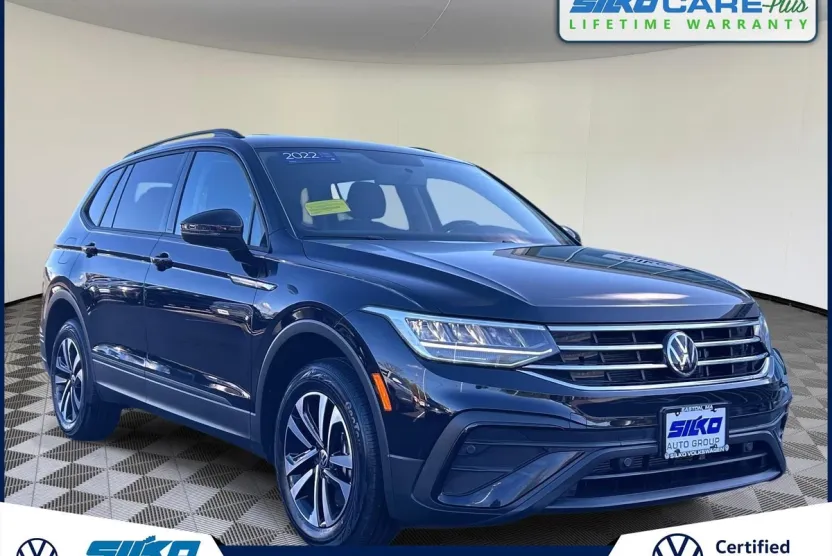 2022 Volkswagen Tiguan S photo 1
