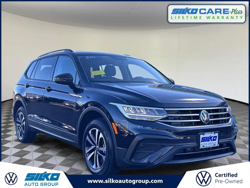 2022 Volkswagen Tiguan S photo 1