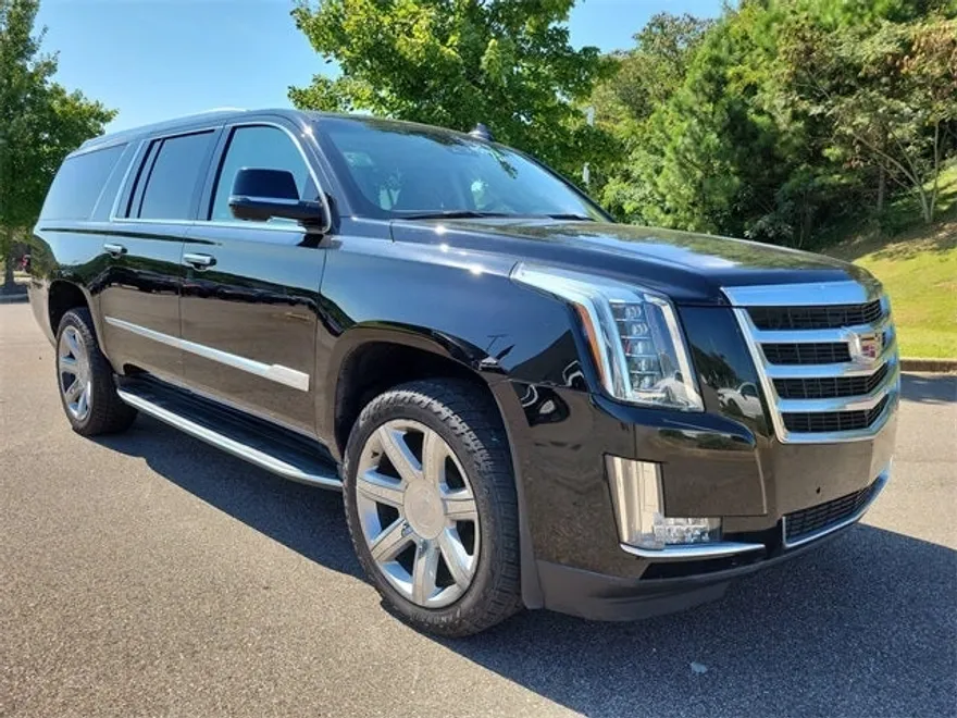 2020 Cadillac Escalade ESV Luxury photo 1
