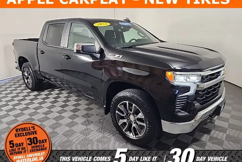 2022 Chevrolet Silverado 1500 LT photo 1